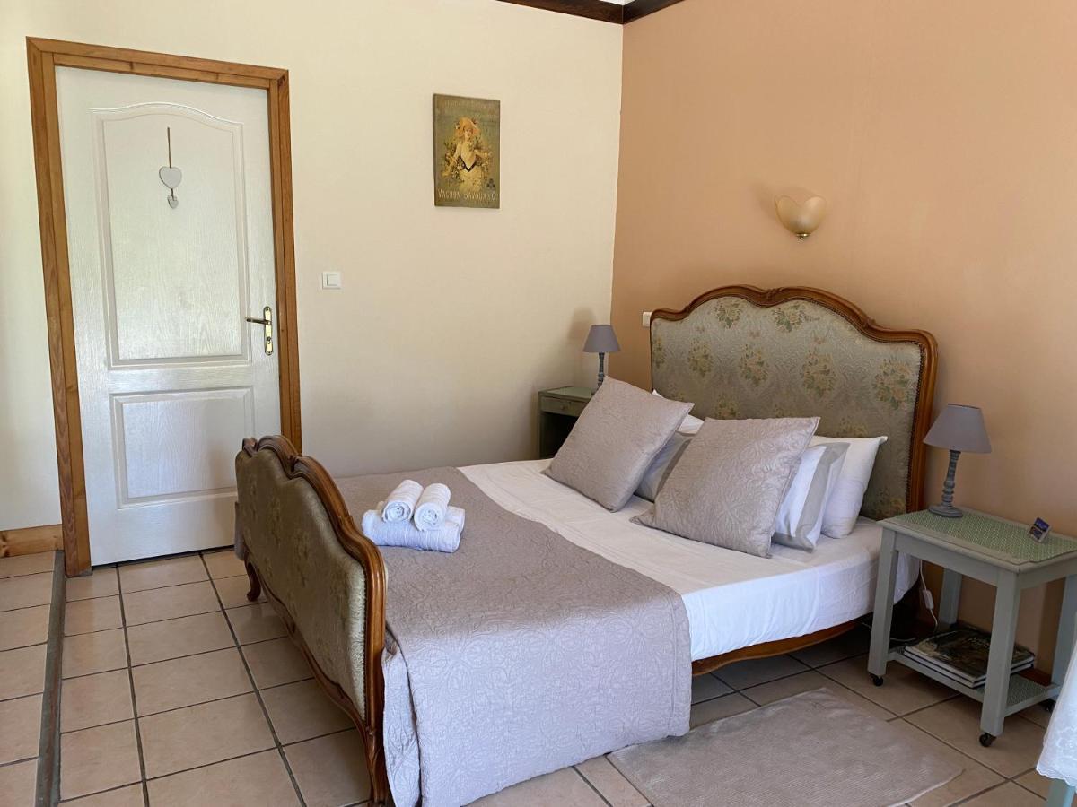 Fonclaire Holidays Mortemart Esterno foto